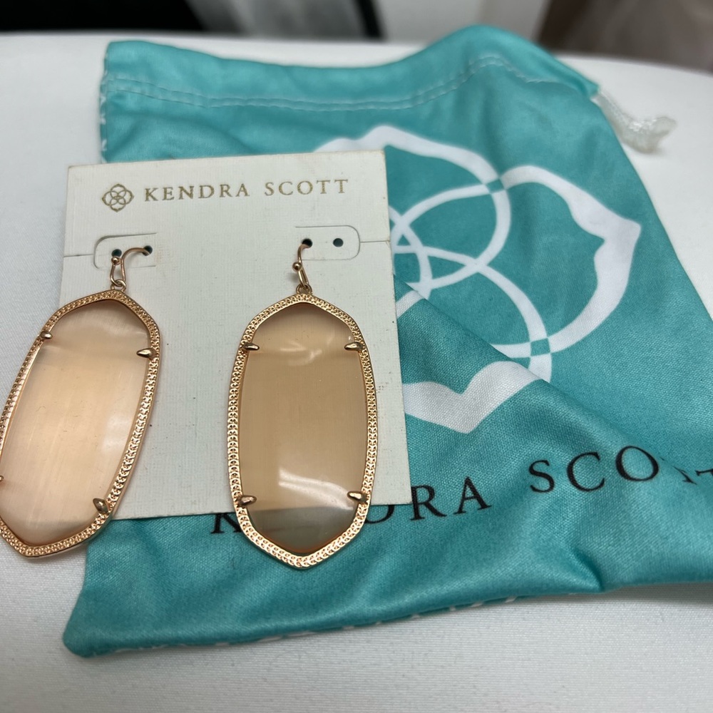 Kendra Scott Danielle Earrings
